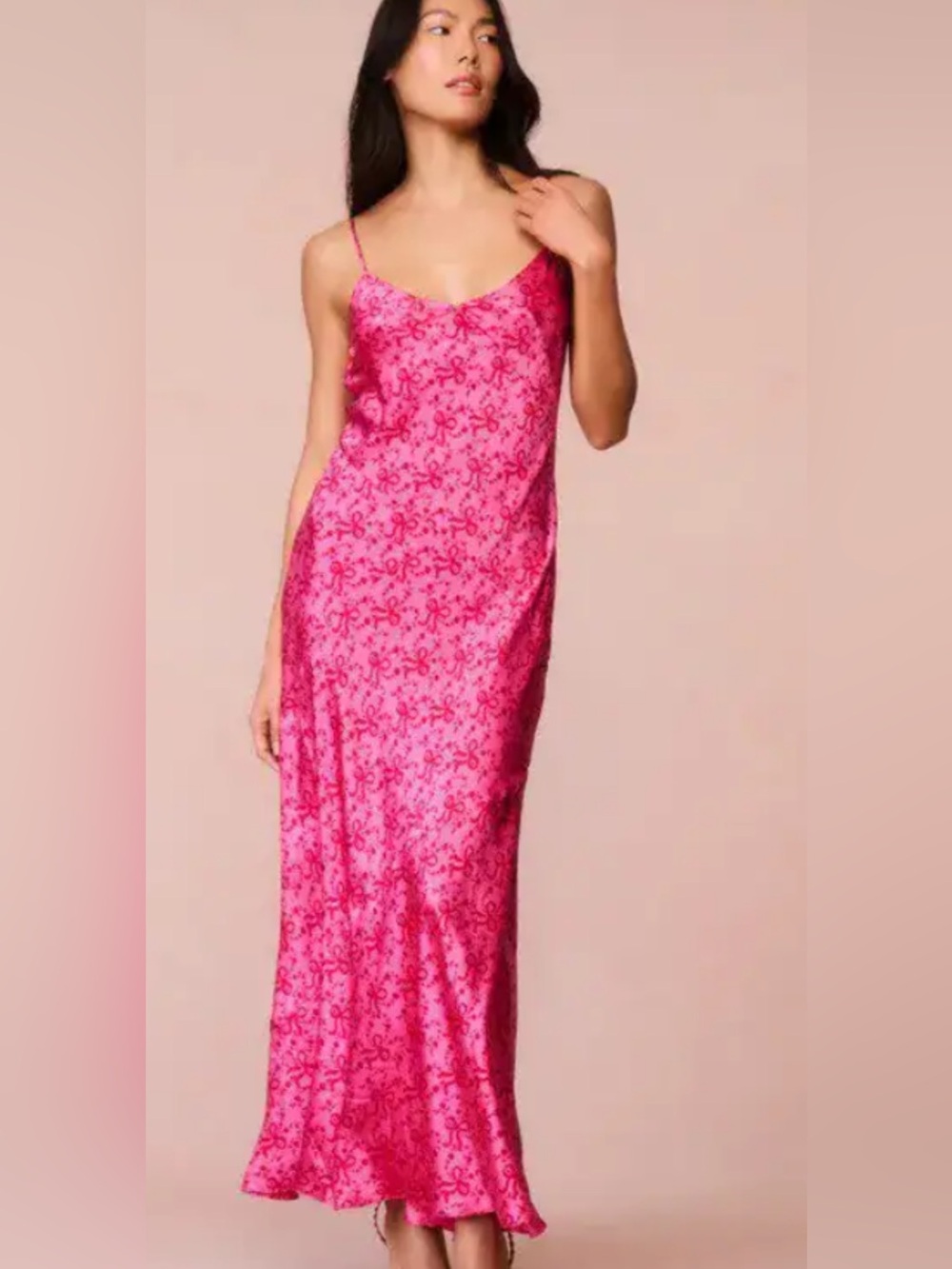 LOVESHACKFANCY
Azalea Silk/Bow- printed/Maxi Dress
Raspberry Burst
Size: XXL